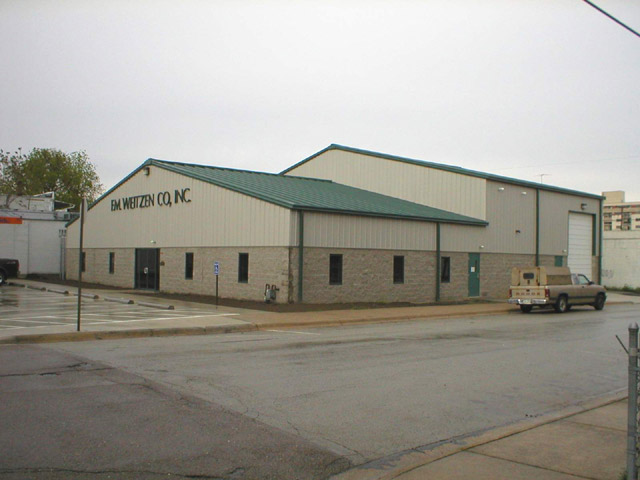 Pre engineered metal building